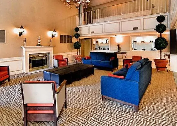Days Inn By Wyndham Williamsburg Historic Area Hotel